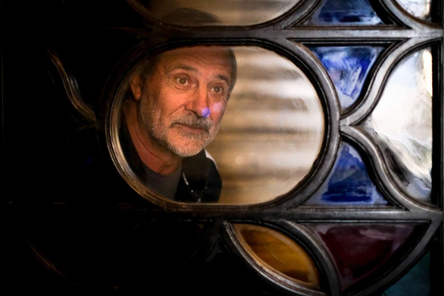 Porto, 28/10/2021 - O actor Antonio Capelo (Rui Oliveira/Observador)