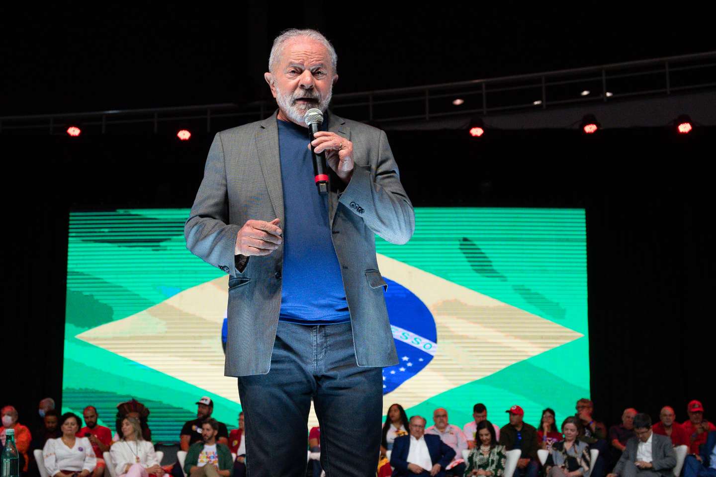 Lula Continues Campaign Agenda Despite Escalate in Pre-Election Political Violence
