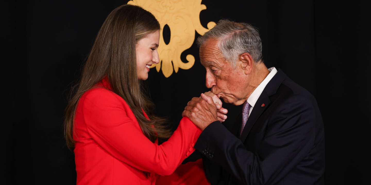 Marcelo Rebelo de Sousa deu as boas-vindas à princesa das Astúrias no Palácio de Belém, depois de a ter recebido no aeroporto de Figo Maduro pela manhã