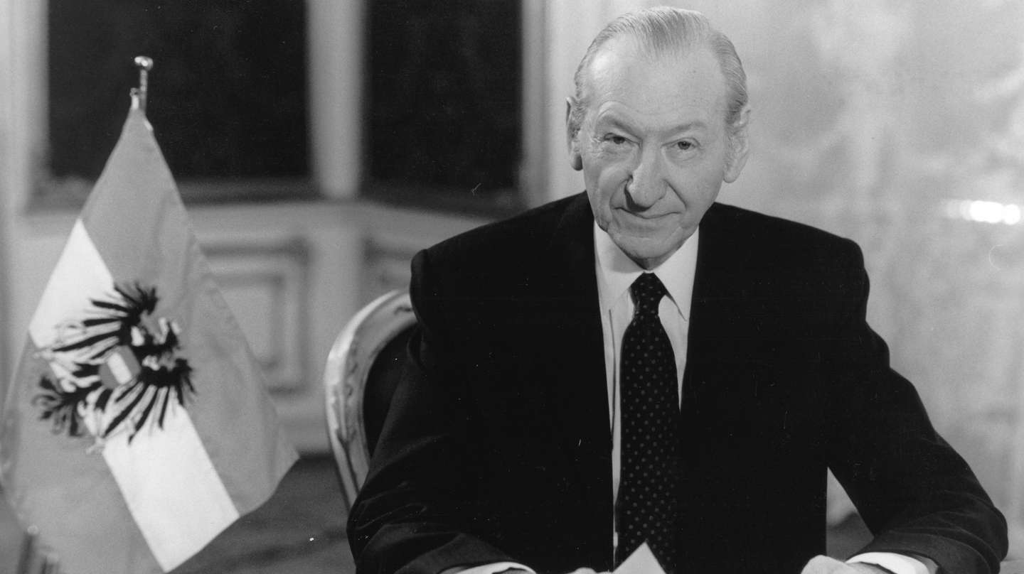 Austrian Federal President Kurt Waldheim Is Pictured At The Recording Of A Television Statement On His Barring From The United States Of America As A Private Citizen. Hofburg. Vienna 1. May 1987. Photograph.