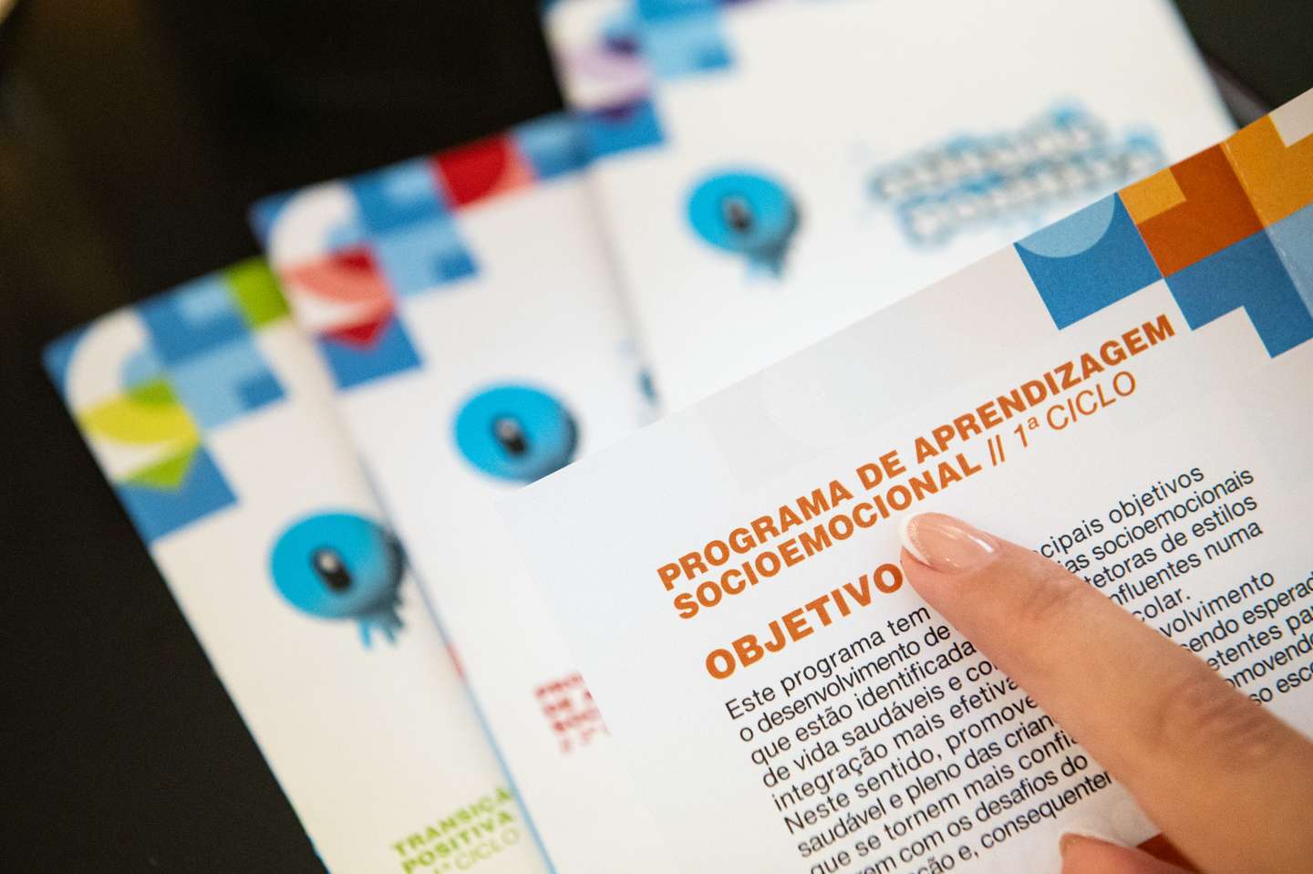 O projeto Atitude Positiva desenvolve competências socioemocionais de alunos do 4.º ao 8.º ano, em escolas dos concelhos de Torres Vedras e do Cadaval. Em 20 anos, envolveu cerca de 25 mil estudantes