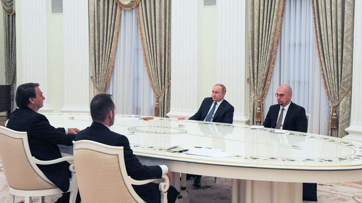 Presidents of Russia and Brazil meet in Moscow