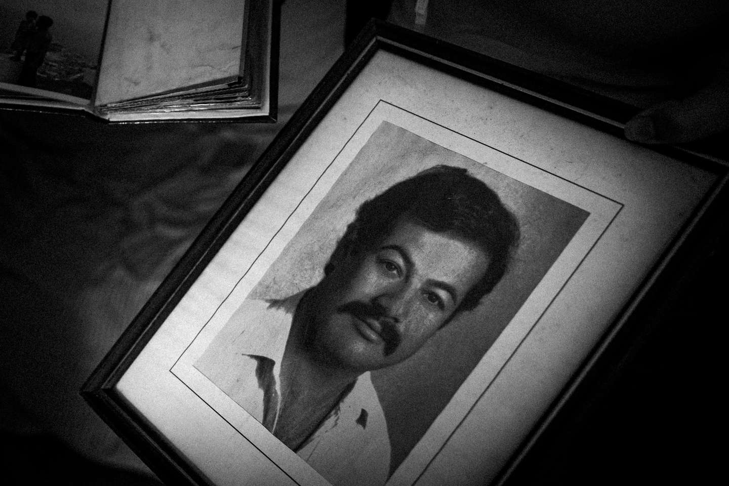 Entrevista a Paula Barradas. Grande reportagem sobre as FP-25. Forças Populares 25 de Abril foram uma organização terrorista de extrema-esquerda que operou em Portugal entre 1980 e 1987. Parte significativa dos seus militantes procediam das antigas Brigadas Revolucionárias, organização portuguesa de extrema-esquerda criada no início dos anos 70 por dissidentes do PCP. JOÃO PORFÍRIO/OBSERVADOR