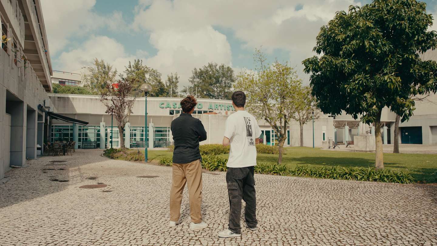 "Não Há Papéis para Velhos" Carlos Coutinho Vilhena José Eduardo