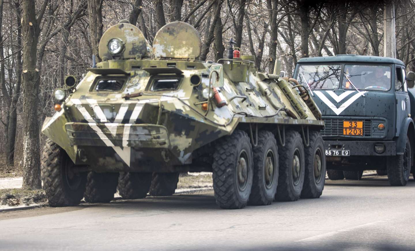 Residents in Ukraine's Donbas describe situation as 'terrifying'