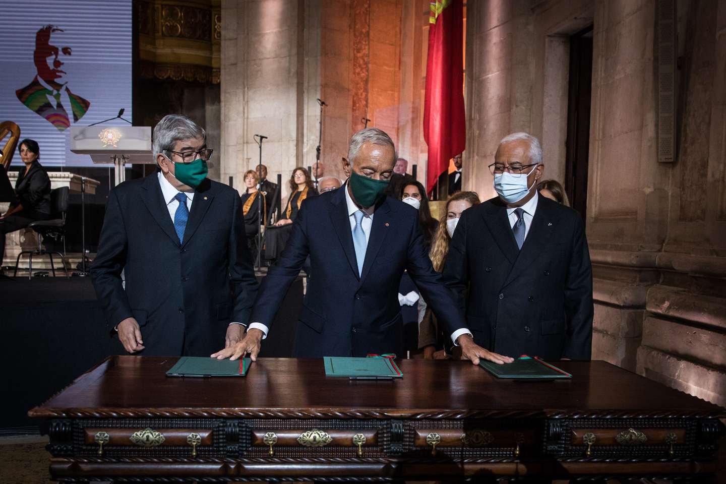 Cerimónia de concessão de Honras de Panteão Nacional a Aristides Sousa Mendes com a presença das mais altas figuras do Estado português como Marcelo Rebelo de Sousa, o Presidente da República, Eduardo Ferro Rodrigues, presidente da Assembleia da República e António Costa, primeiro-ministro. Lisboa, 19 de outubro de 2021. JOÃO PORFÍRIO/OBSERVADOR