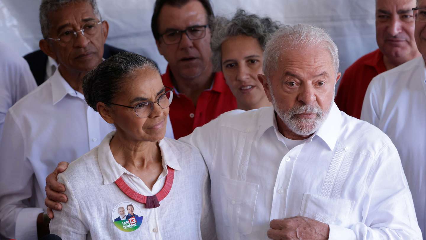 Brazilians Head To Polls In Tight Run-off Between Lula And Bolsonaro