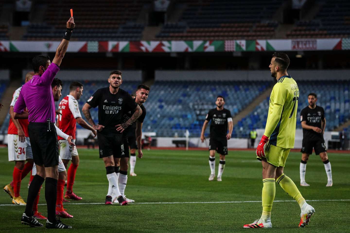 FBL-POR-CUP-BRAGA-BENFICA
