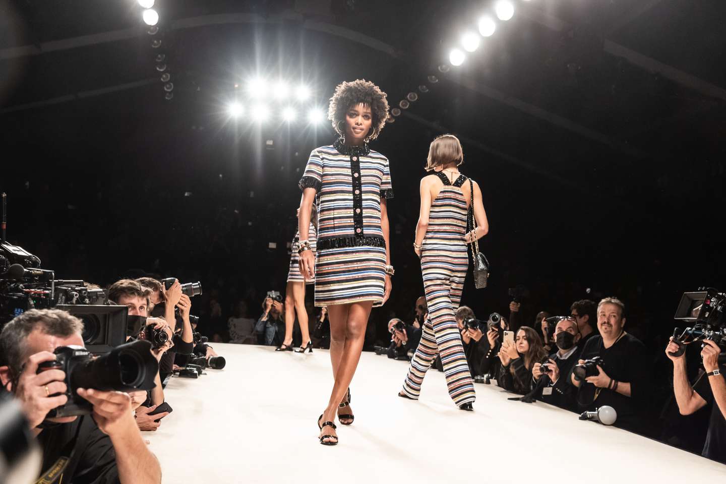 Chanel  : Runway - Paris Fashion Week - Womenswear Spring Summer 2022
