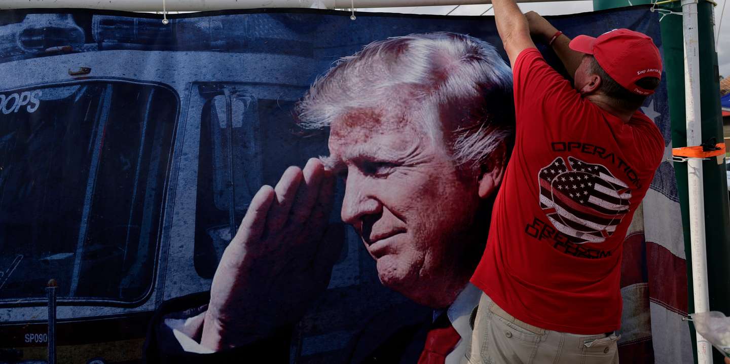 Trump tornou-se no primeiro antigo Presidente dos Estados Unidos a ser acusado criminalmente