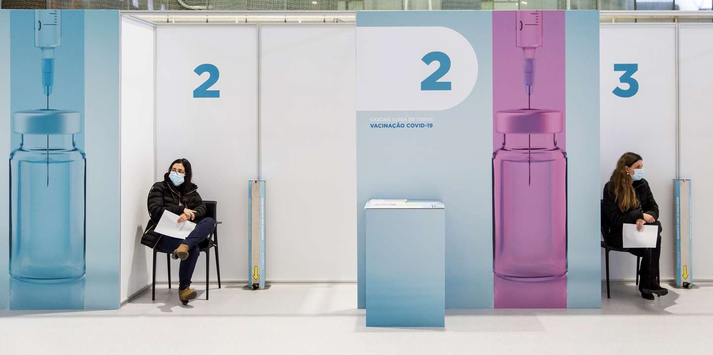 Priority groups receive Covid-19 vaccine in Portugal