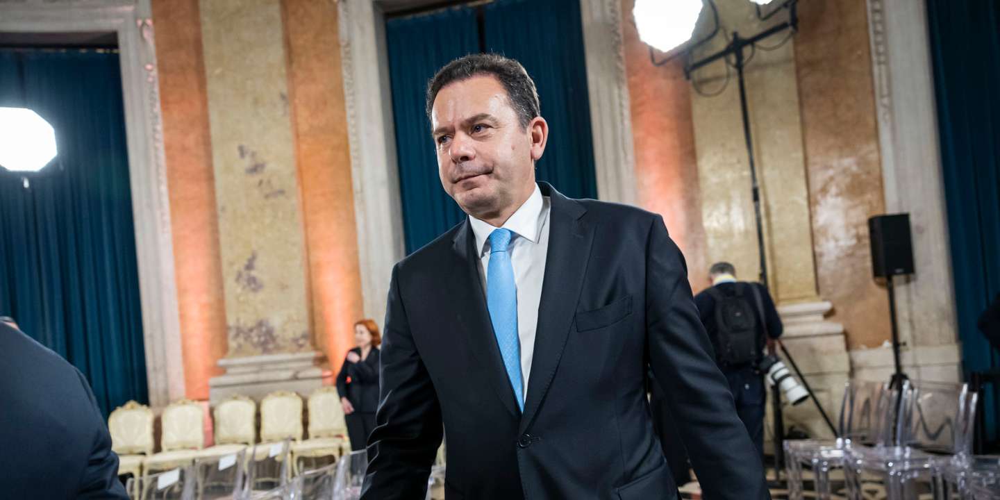 Montenegro está apostado em dramatizar ao máximo e obrigar Pedro Nuno a assumir-se como força de bloqueio