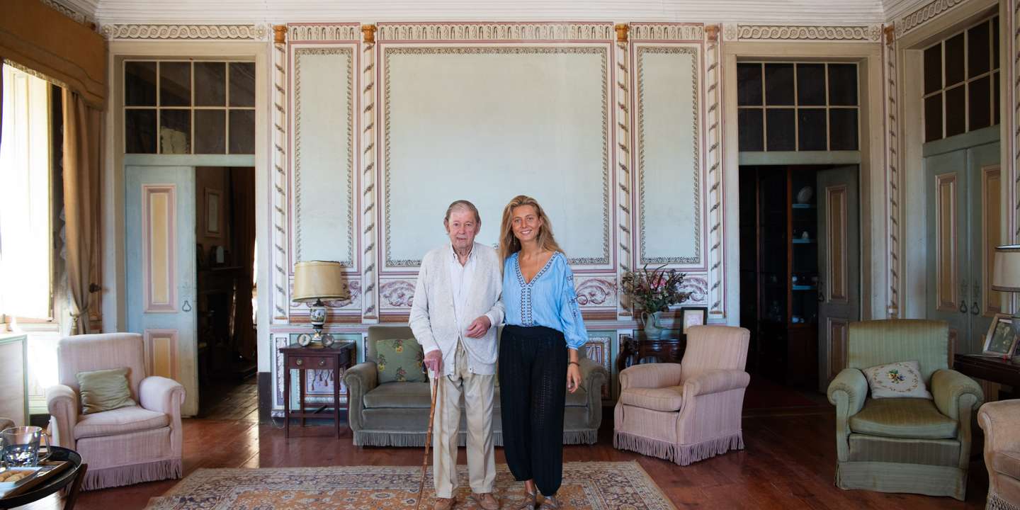 Francisco Patrício e a neta, Madalena Patrício