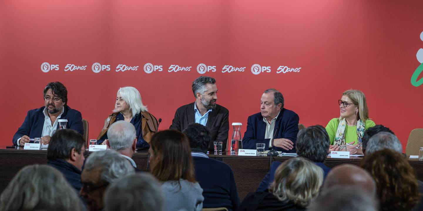 Comissão Política Nacional do PS reuniu-se esta quinta-feira à noite para analisar a situação política.