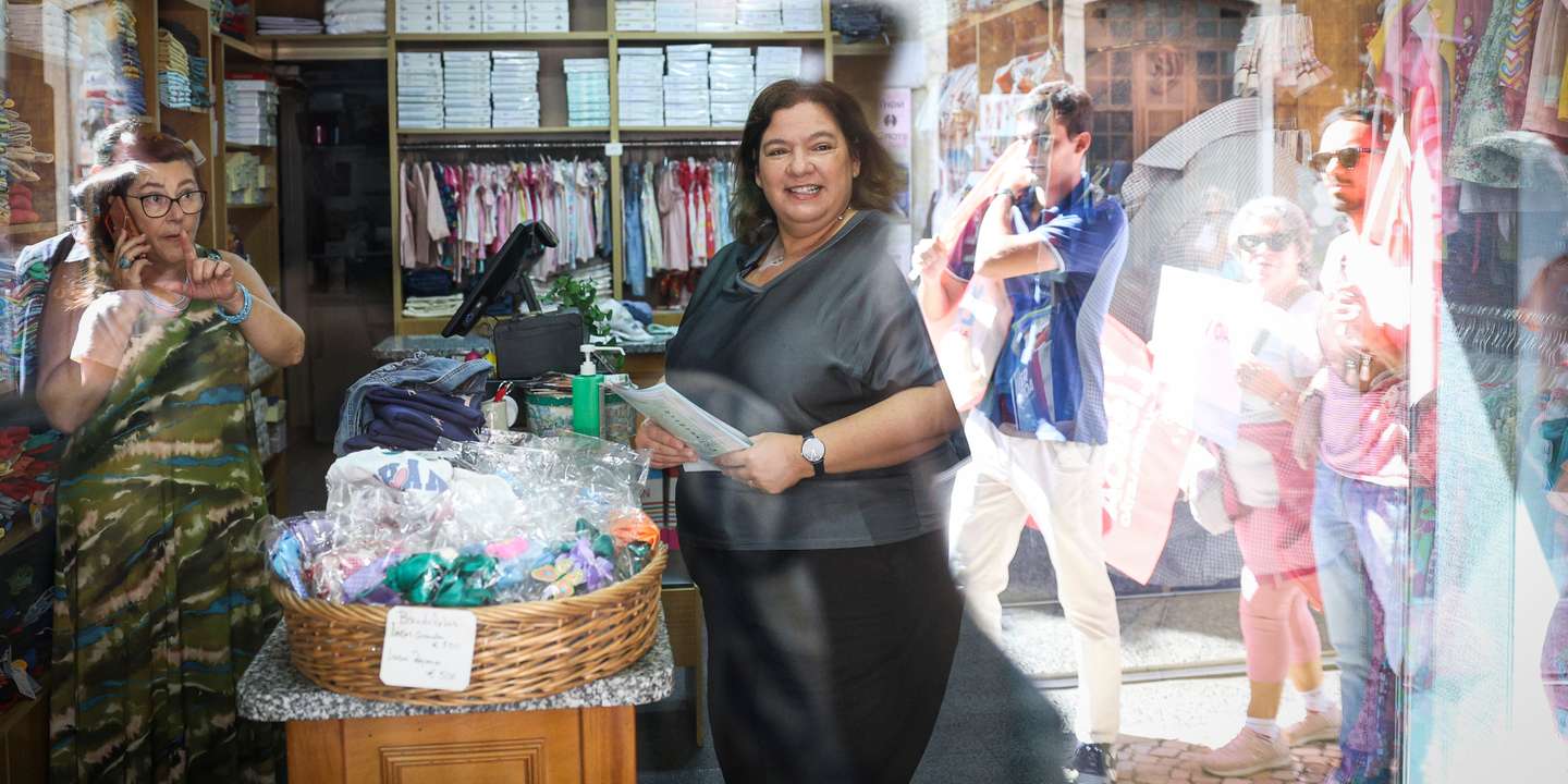 Candidata tem feito campanha de rua e só na segunda-feira terá um grande comício, com as lideranças dos partidos da coligação que Moedas diaboliza.
