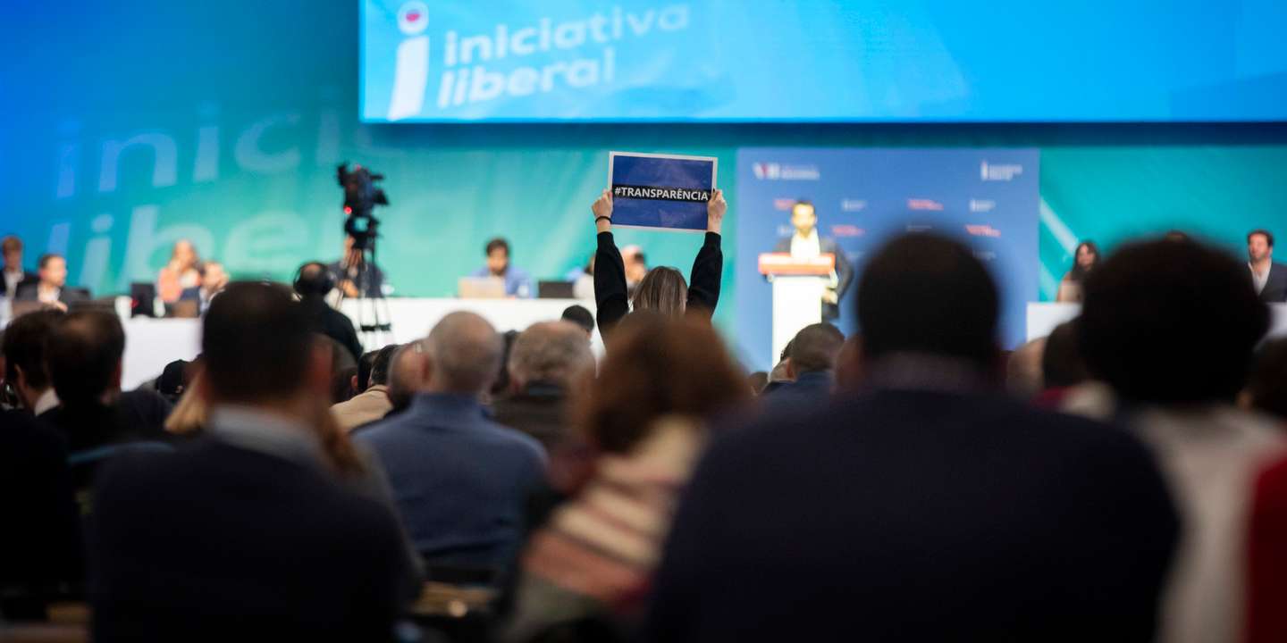 Liberais votam este domingo para escolher sucessor de Cotrim. Rui Rocha, Carla Castro e José Cardoso passaram o dia a trocar ataques