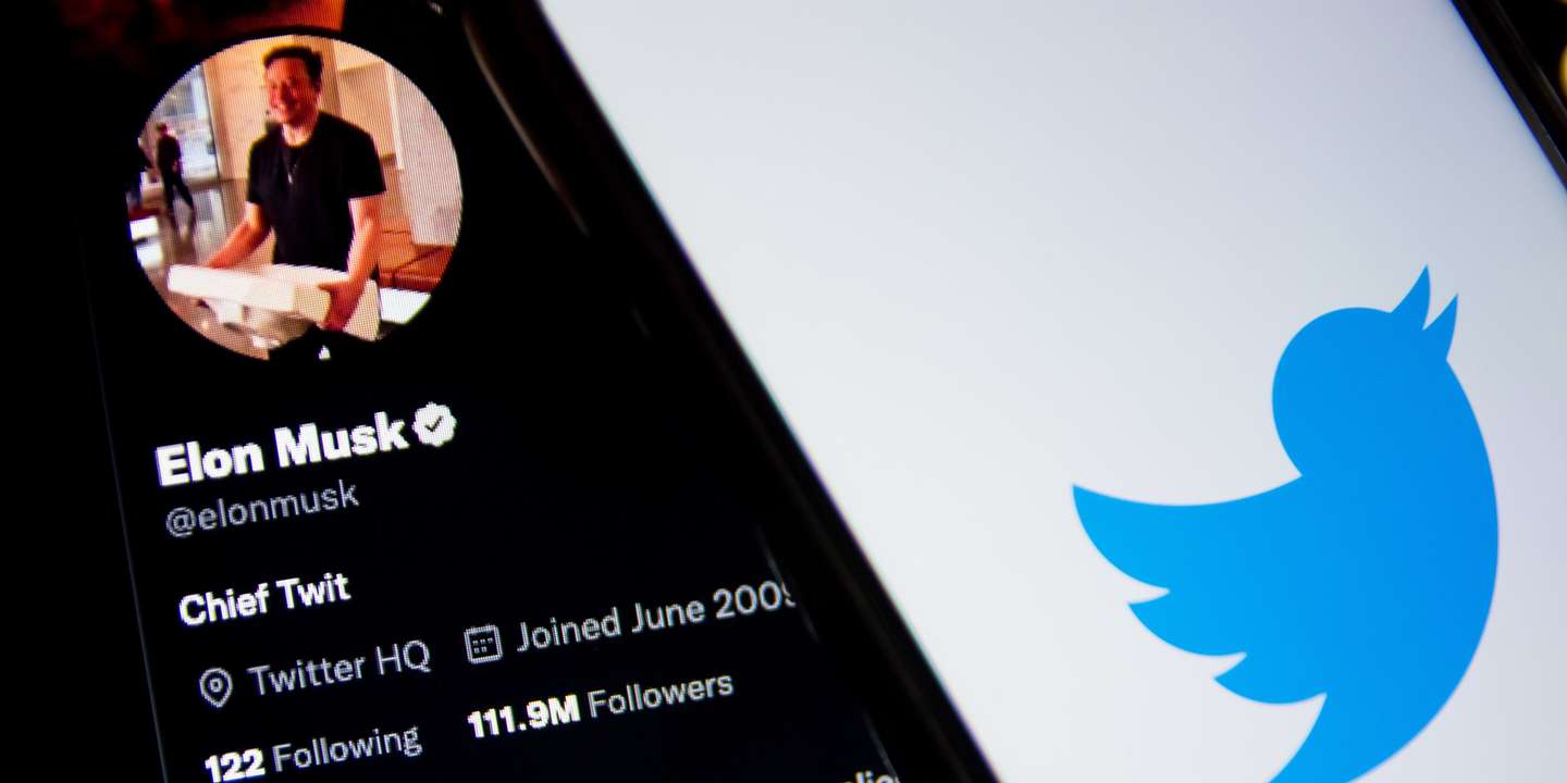 Elon Musk Begins His Twitter Ownership With Firings