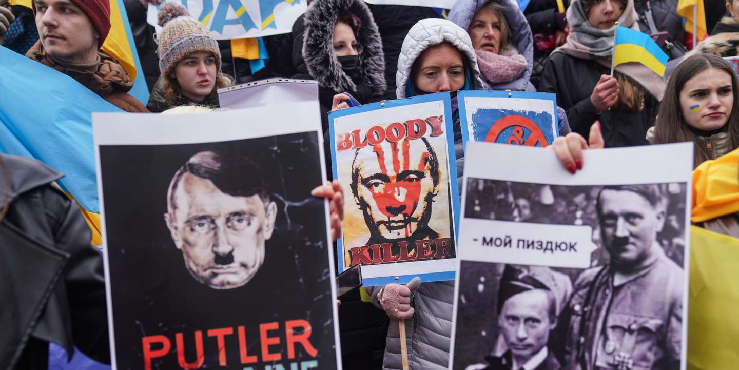 Protests Are Held In The Istanbul In Support Of Ukraine After Russian Invasion