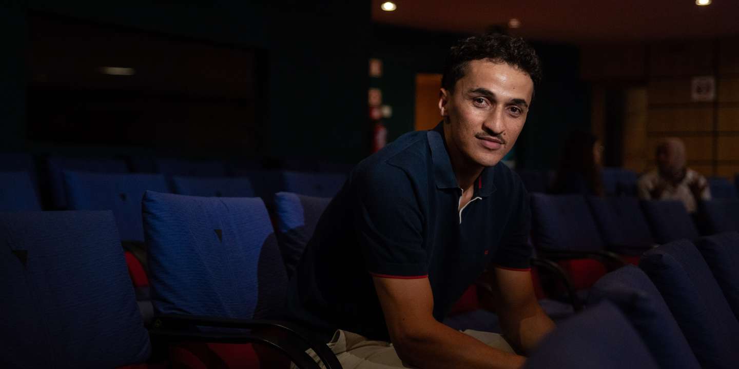 Fayaz encontrou no teatro uma ferramenta de integração em Portugal