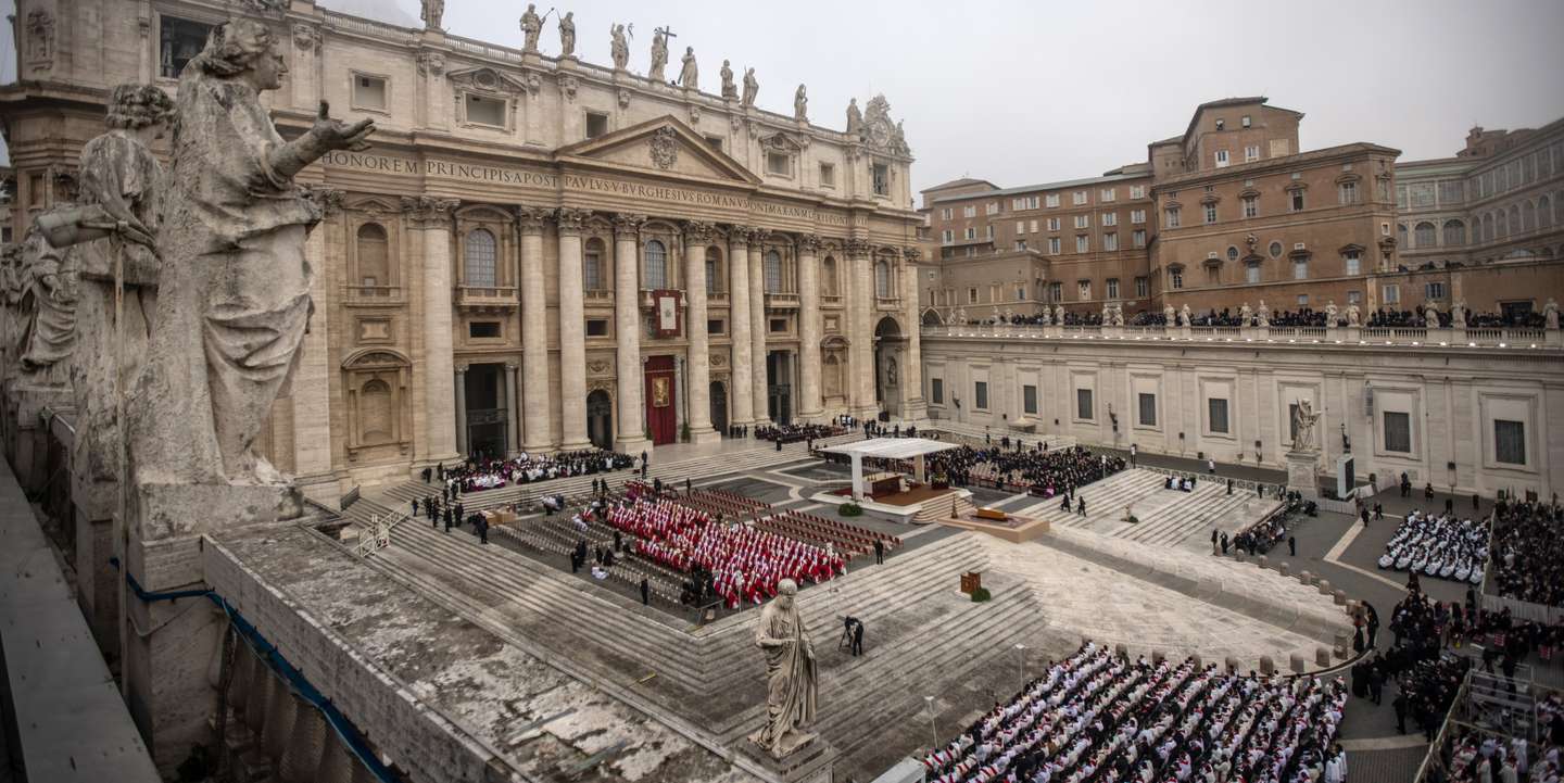 Pope Emeritus Benedict XVI died - Funeral Mass