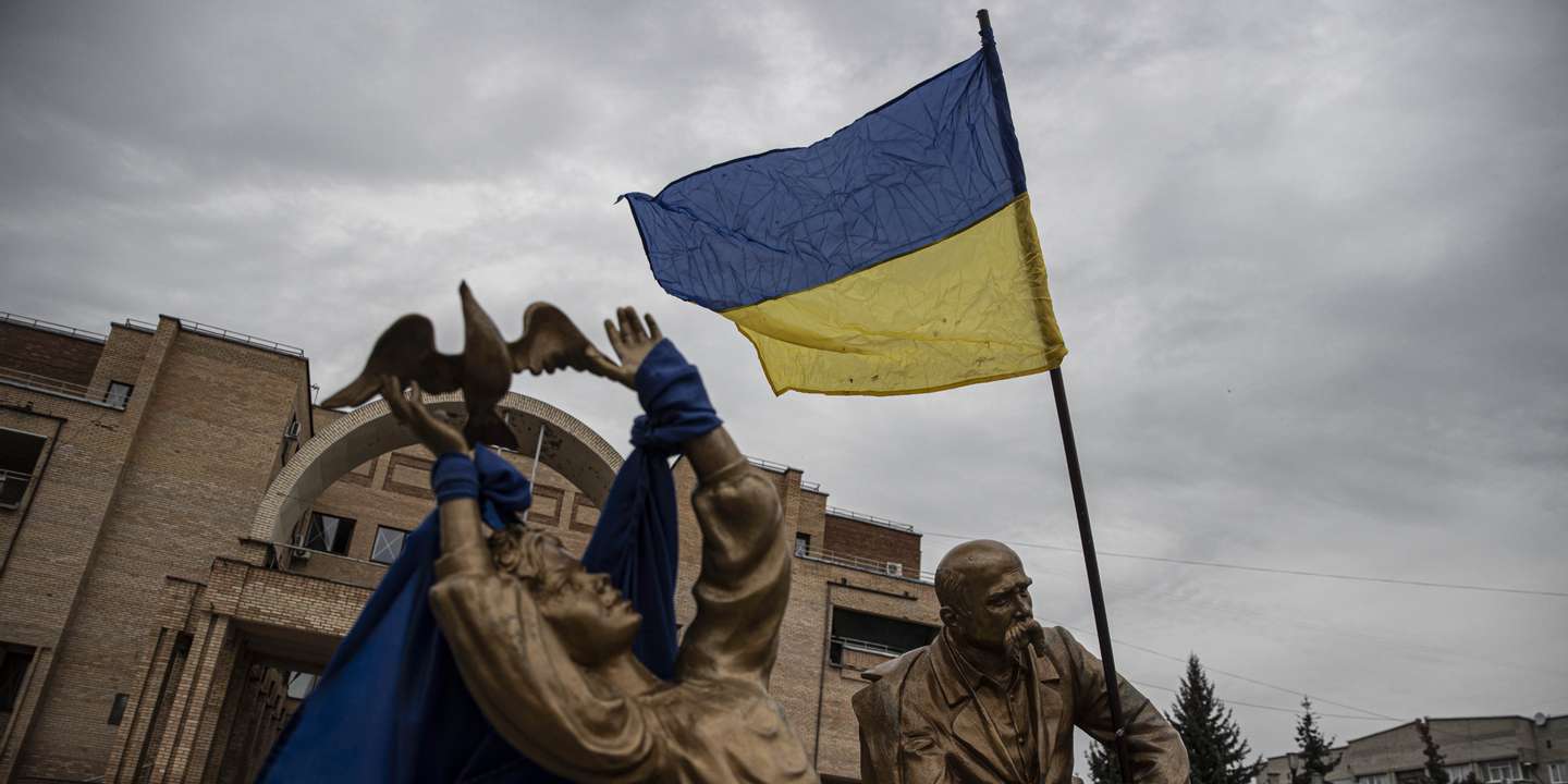 Ukrainian army takes control of town in southeast