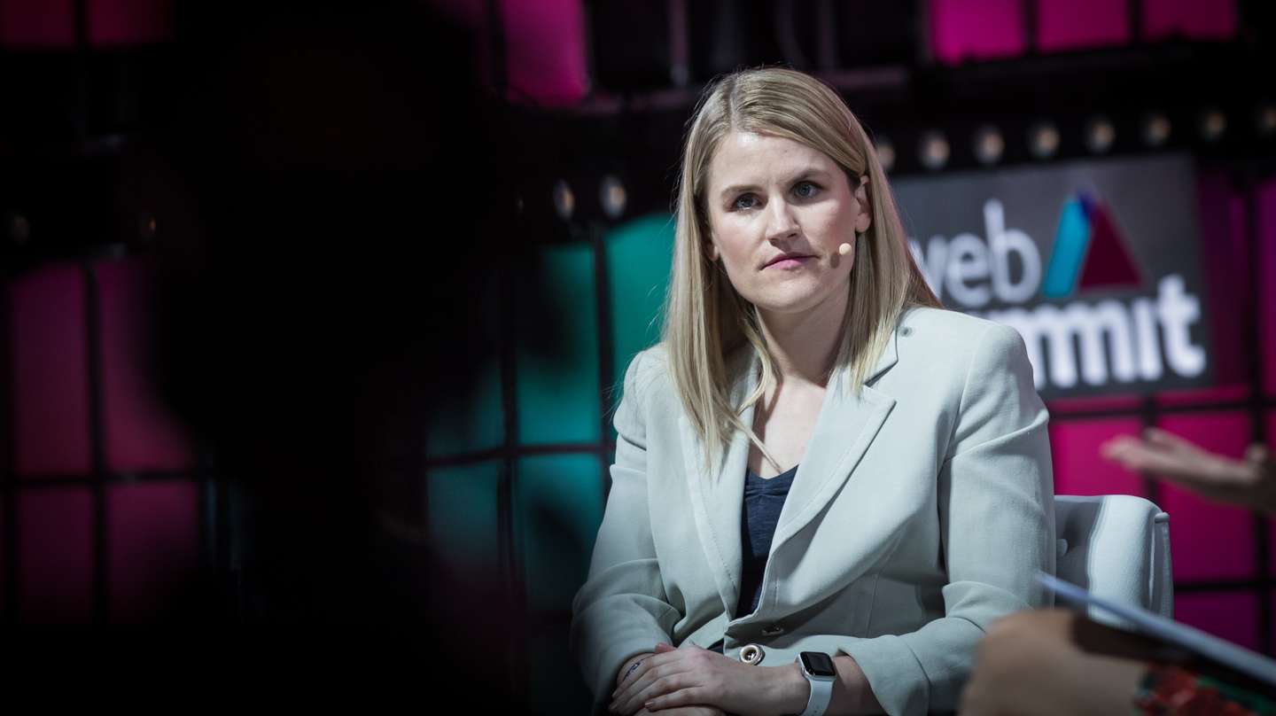 Web Summit: Primeiro dia da Web Summit, no MEO Arena, em Lisboa. Intervenção de Frances Haugen, The Facebook Whistleblower. Whistleblower Aid Lisboa, 1 de novembro de 2021. JOÃO PORFÍRIO/OBSERVADOR