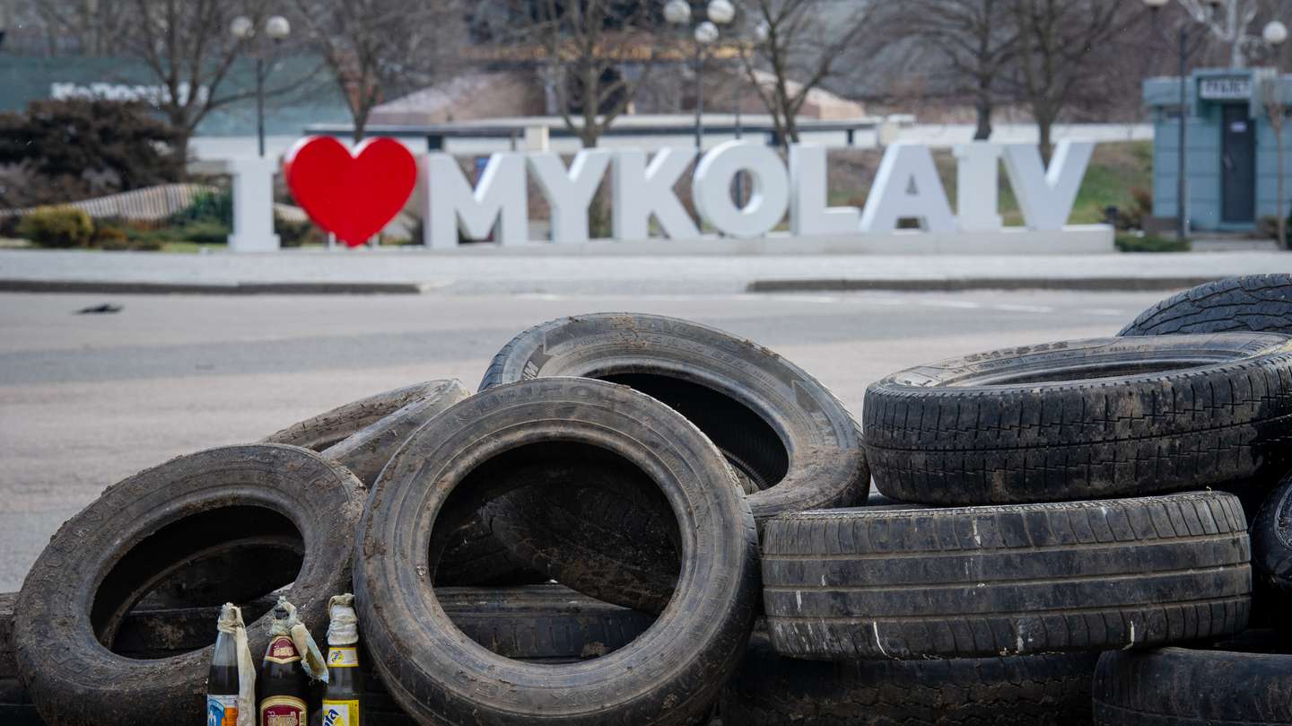 Ukrainians In Mykolaiv Continue To Fend Off Russian Advance