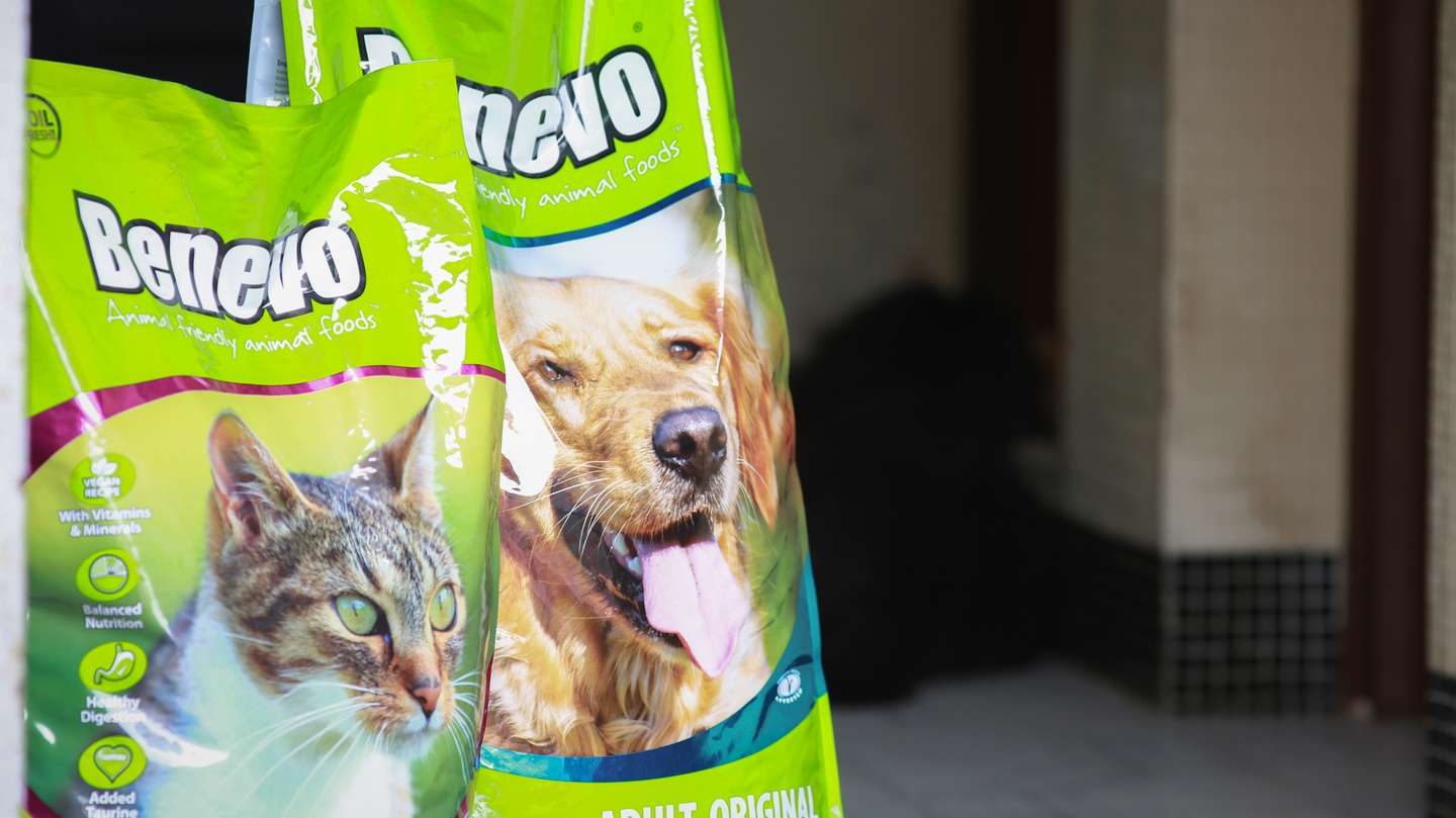 Vegan dog and cat food at pet owner Marcus Turner's home in Tai Po, Hong Kong. 21SEP17  [FEATURES] SCMP / James Wendlinger
