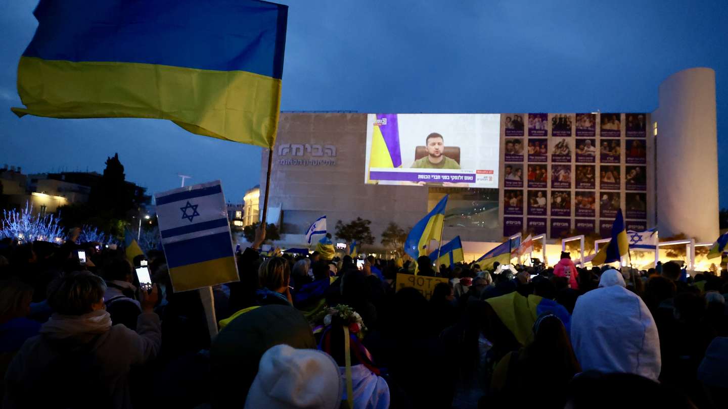 Ukrainian President Zelenskiy adresses Israelâs parliament via video-conference