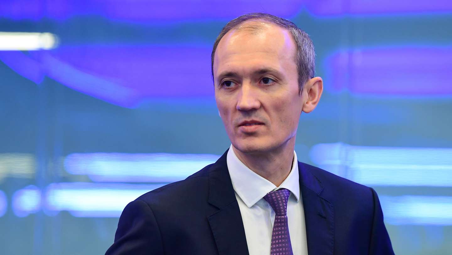 Russia Deputy PM Grigorenko holds meeting on client-oriented approach