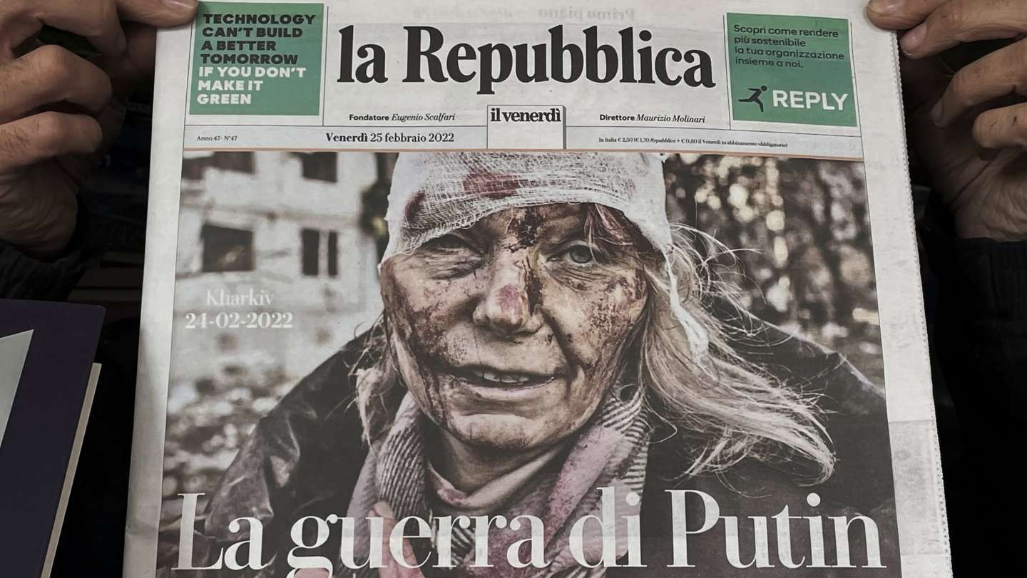 Protestors In Italy Rally For Ukraine After Russian Invasion