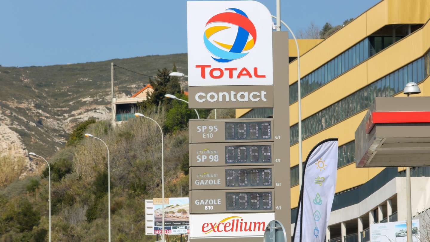 Fuel prices in France have reached new records in Marseille