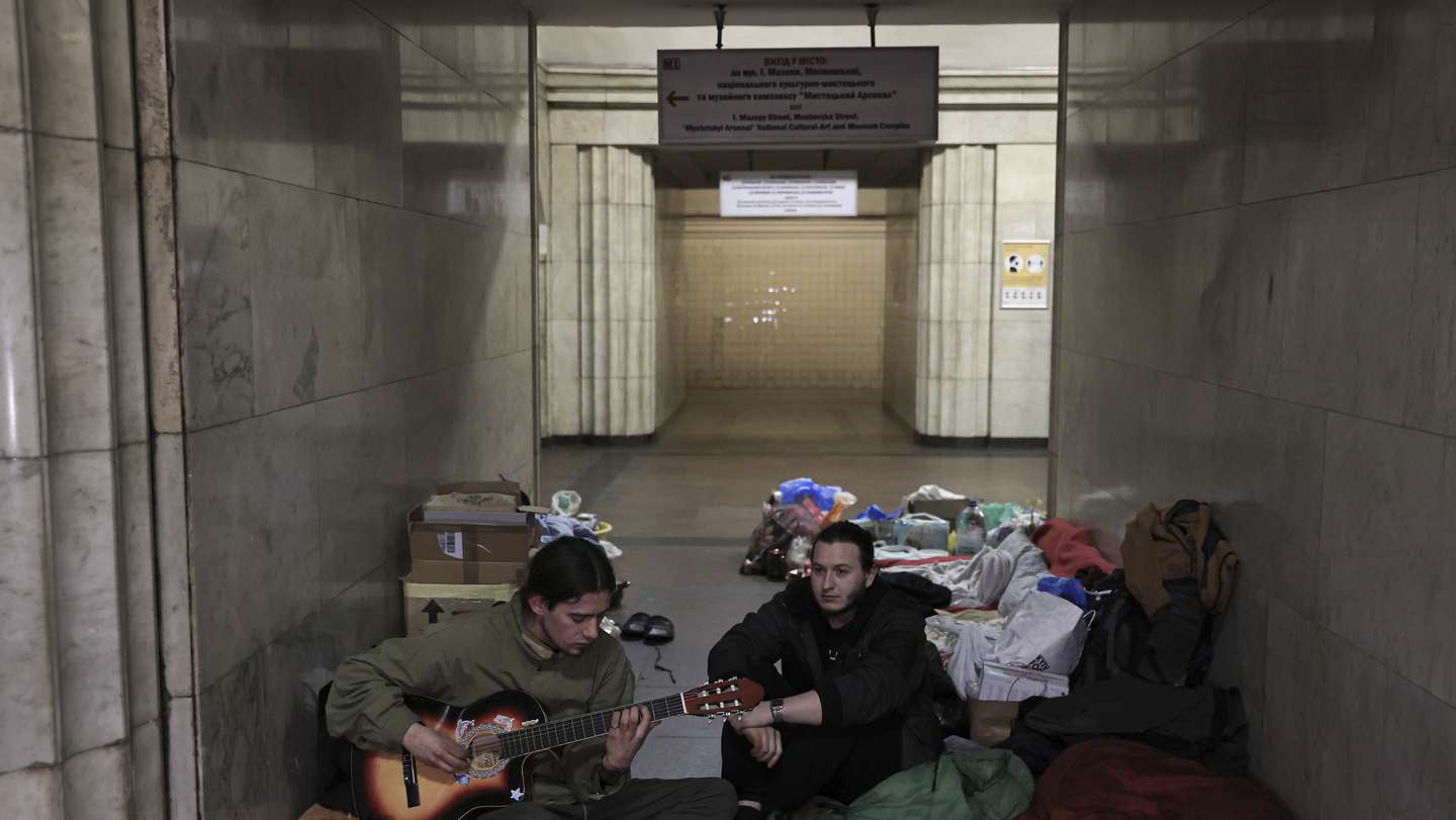 Kyiv residents sheltering in metro stations for 1 month due to Russian attacks