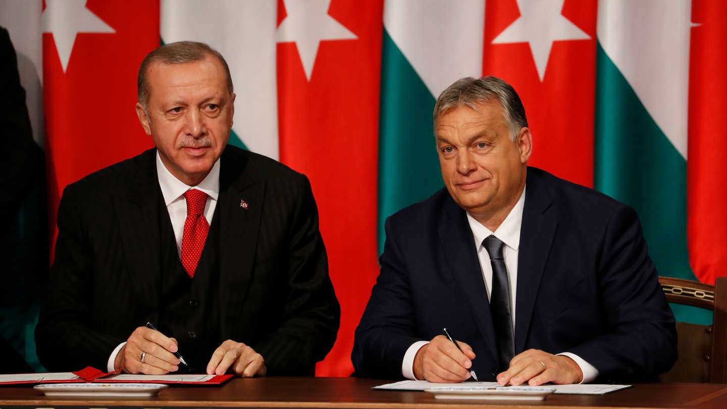 Turkish President Erdogan Meets Hungarian PM Orban To Talk Syria And Migration