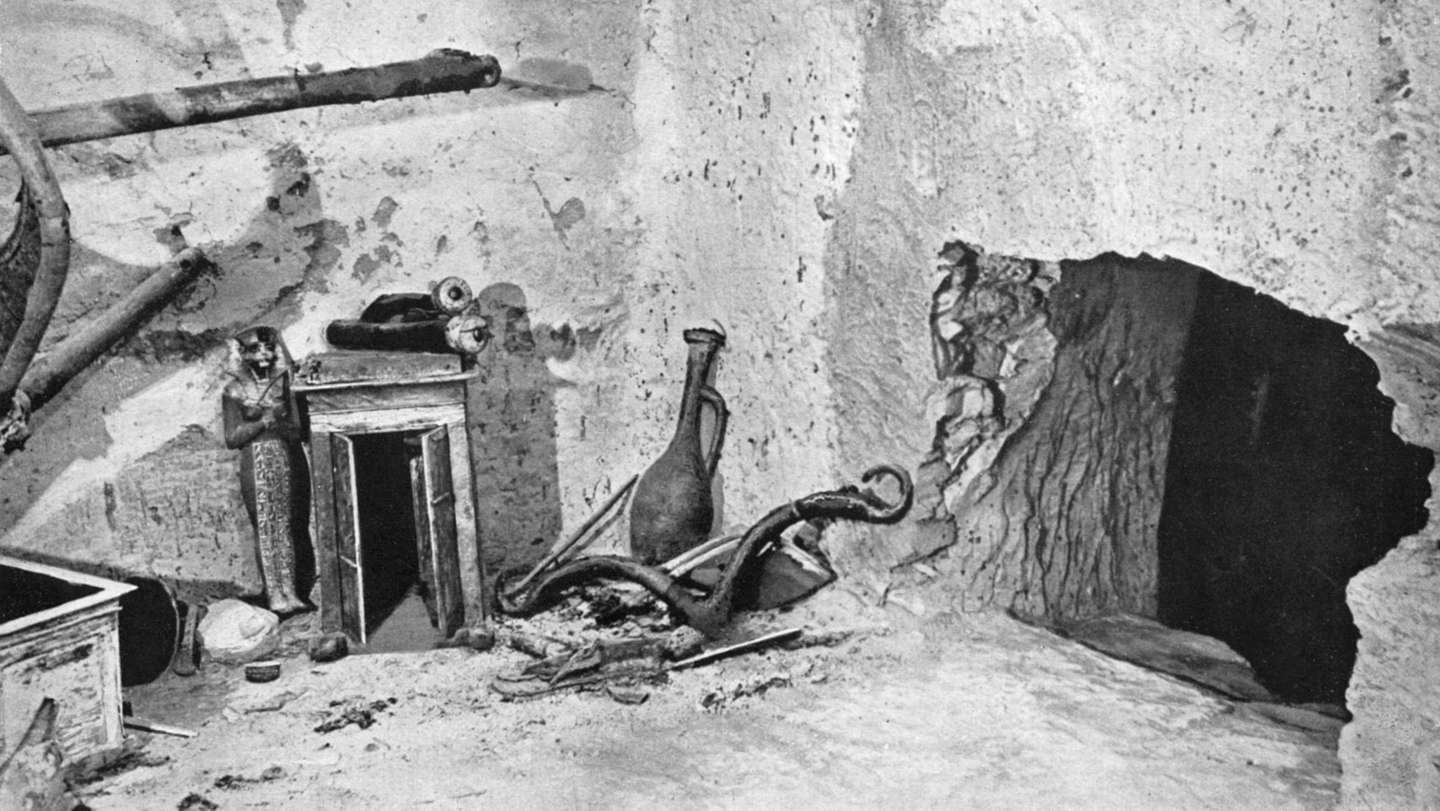 Hole made by robbers to gain admission to Tutankhamun's tomb, Egypt, 1933-1934.