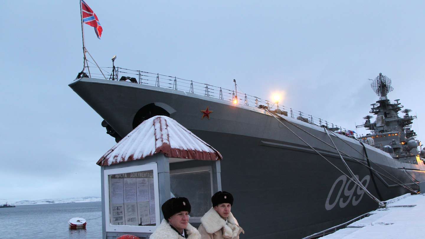 Putin Awards Naval Crew