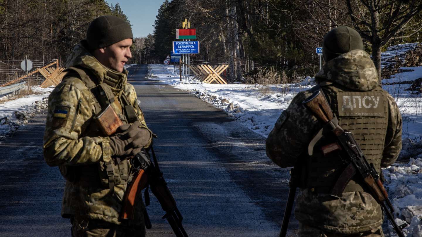 Ukraine Warns Of Encirclement As Russia Conducts Exercises In Belarus
