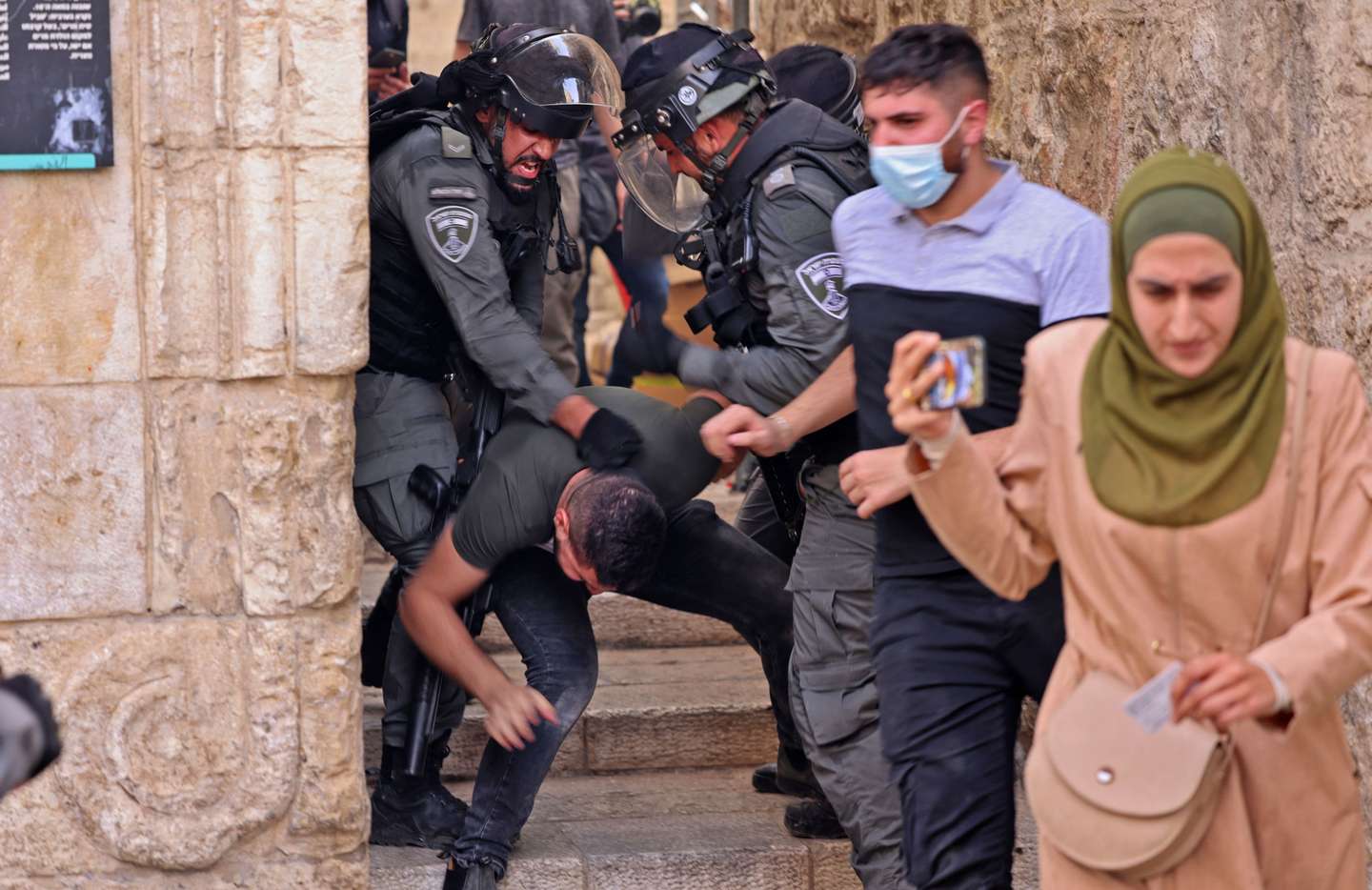 TOPSHOT-PALESTINIAN-ISRAEL-CONFLICT-JERUSALEM