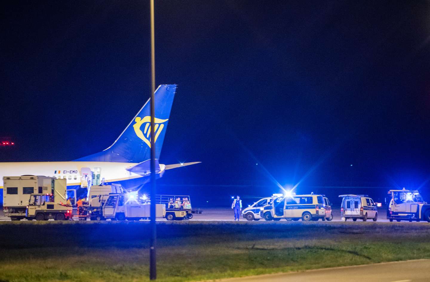 Unscheduled landing at BER Airport