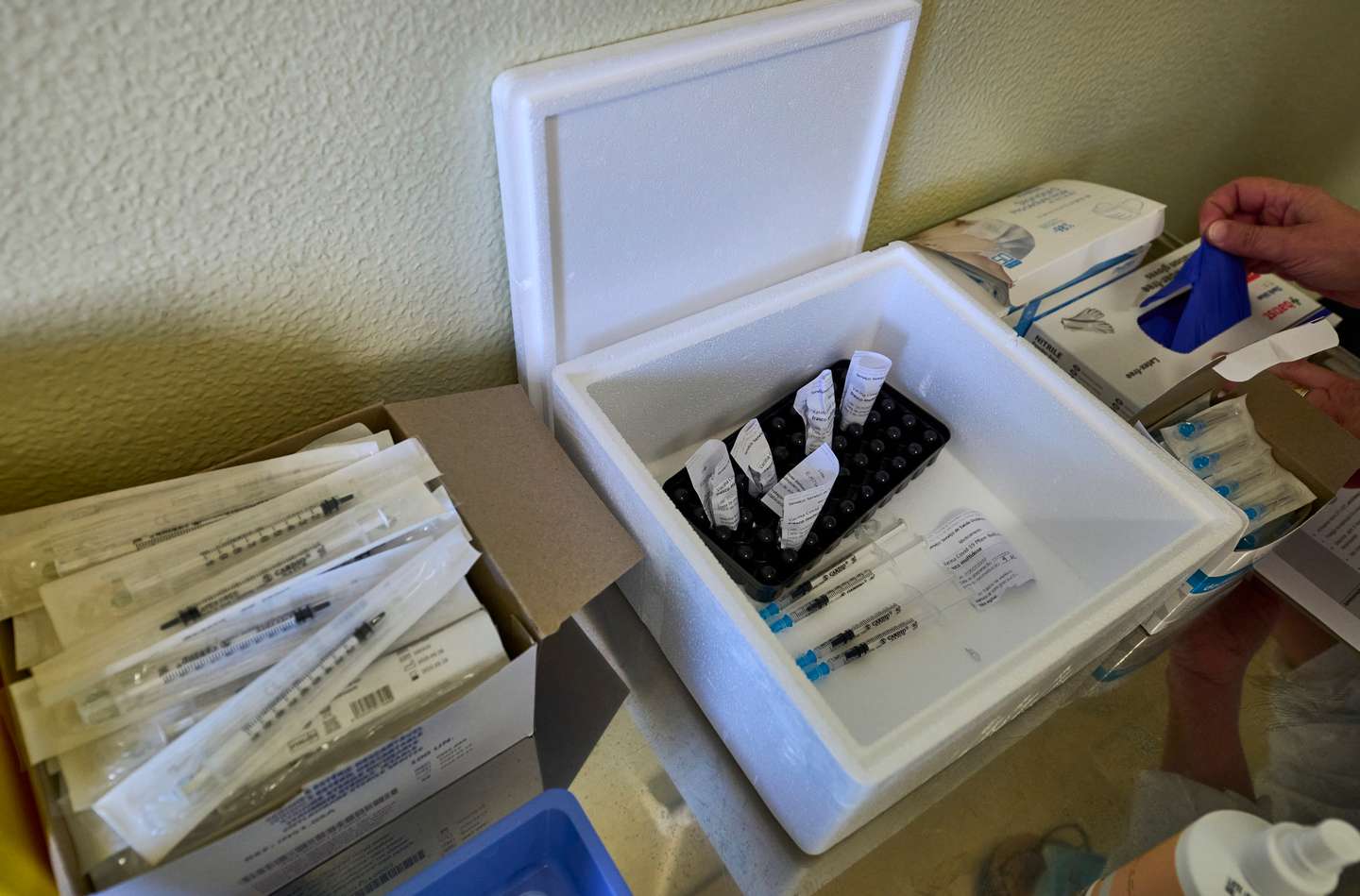 Lisbon Hospital Kicks-off Portugal's Covid-19 Vaccination Campaign