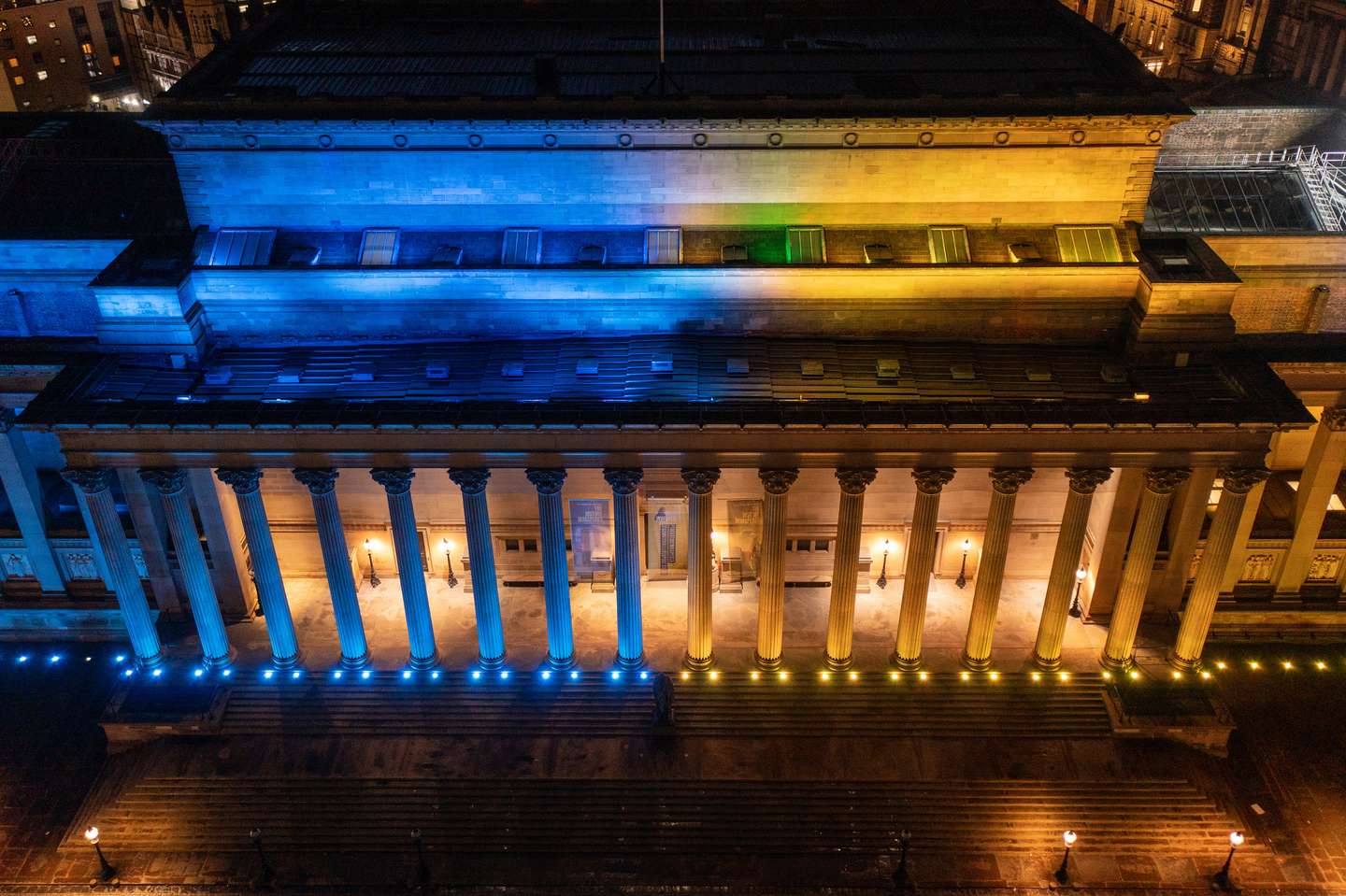 O Hall de St. George, edifício histórico de Liverpool, no Reino Unido