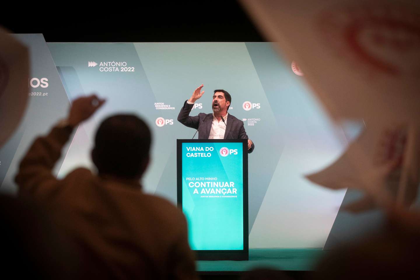 Campanhas para as eleições legislativas de 2022: Comício em Viana do Castelo do candidato pelo Partido Socialista, António Costa, secretário-geral do PS e candidato a primeiro-ministro. As eleições legislativas realizam-se no próximo dia 30 de janeiro de 2022. Viana do Castelo, 23 de janeiro de 2022. JOÃO PORFÍRIO/OBSERVADOR