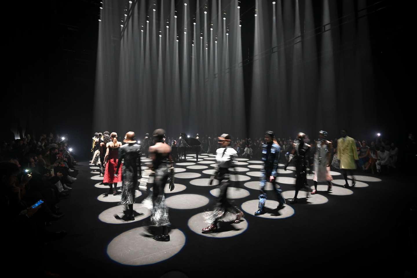 Erdem - Runway - LFW February 2022