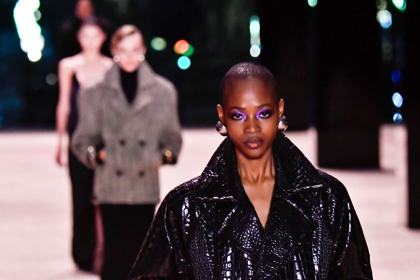 Saint Laurent - Runway - Fall/Winter 2022-2023 Paris Fashion Week