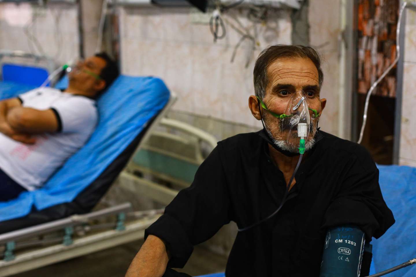 Dust storms hit Iraq