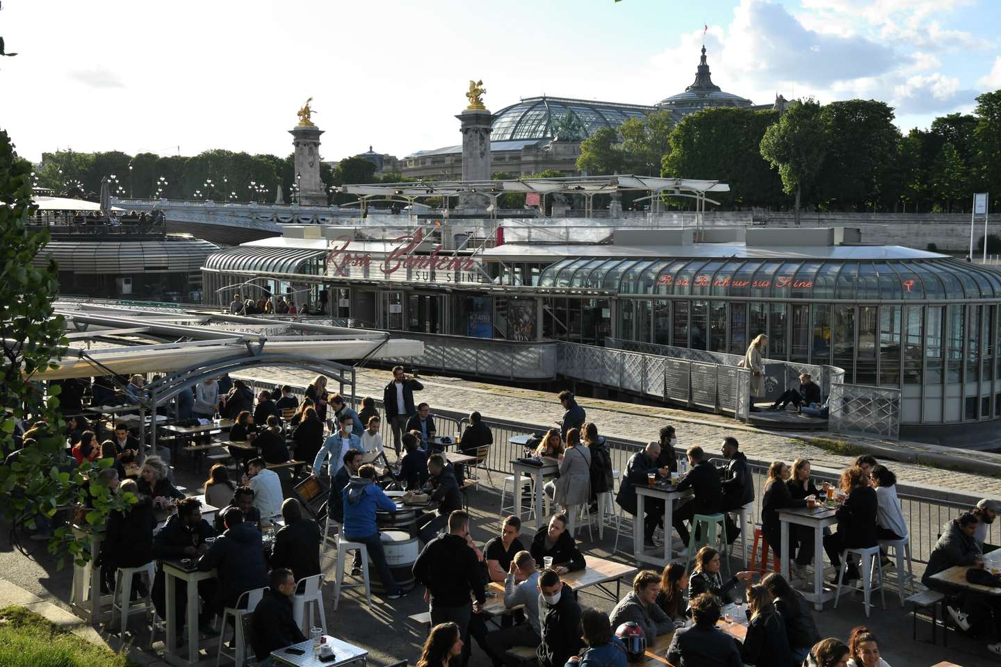 FRANCE-HEALTH-VIRUS-CULTURE-RESTAURANTS