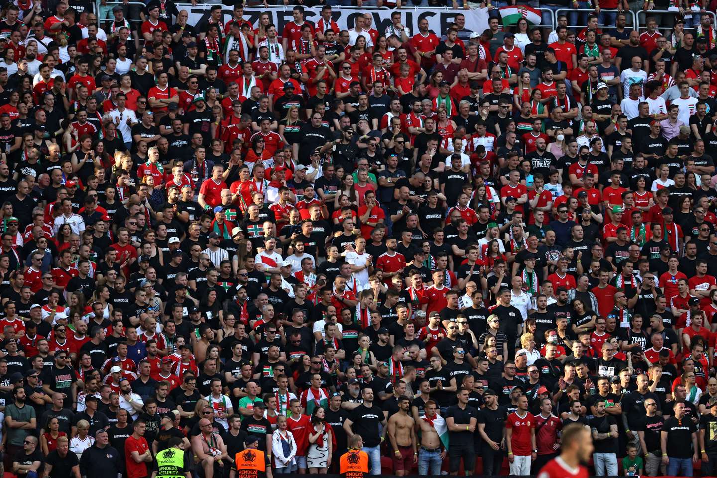 FBL-EURO-2020-2021-MATCH11-HUN-POR-FANS