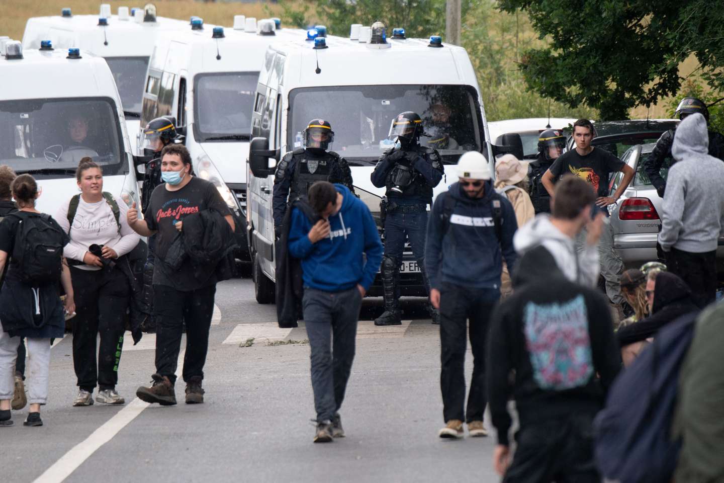 FRANCE-HEALTH-VIRUS-MUSIC-POLICE