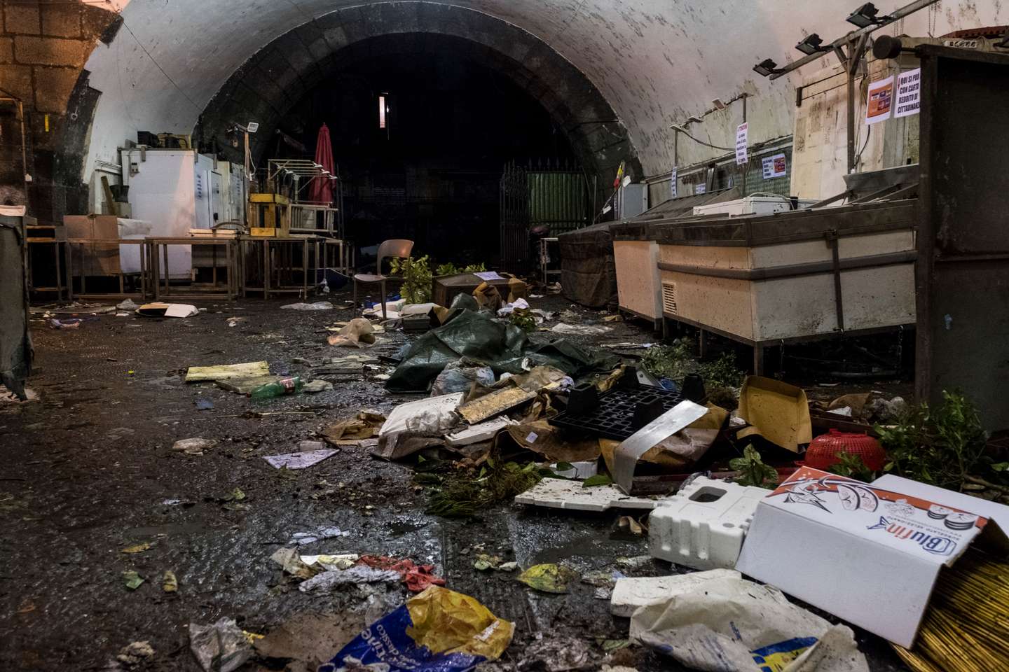 Inundações causadas por tempestade rara em Catania, Itália
