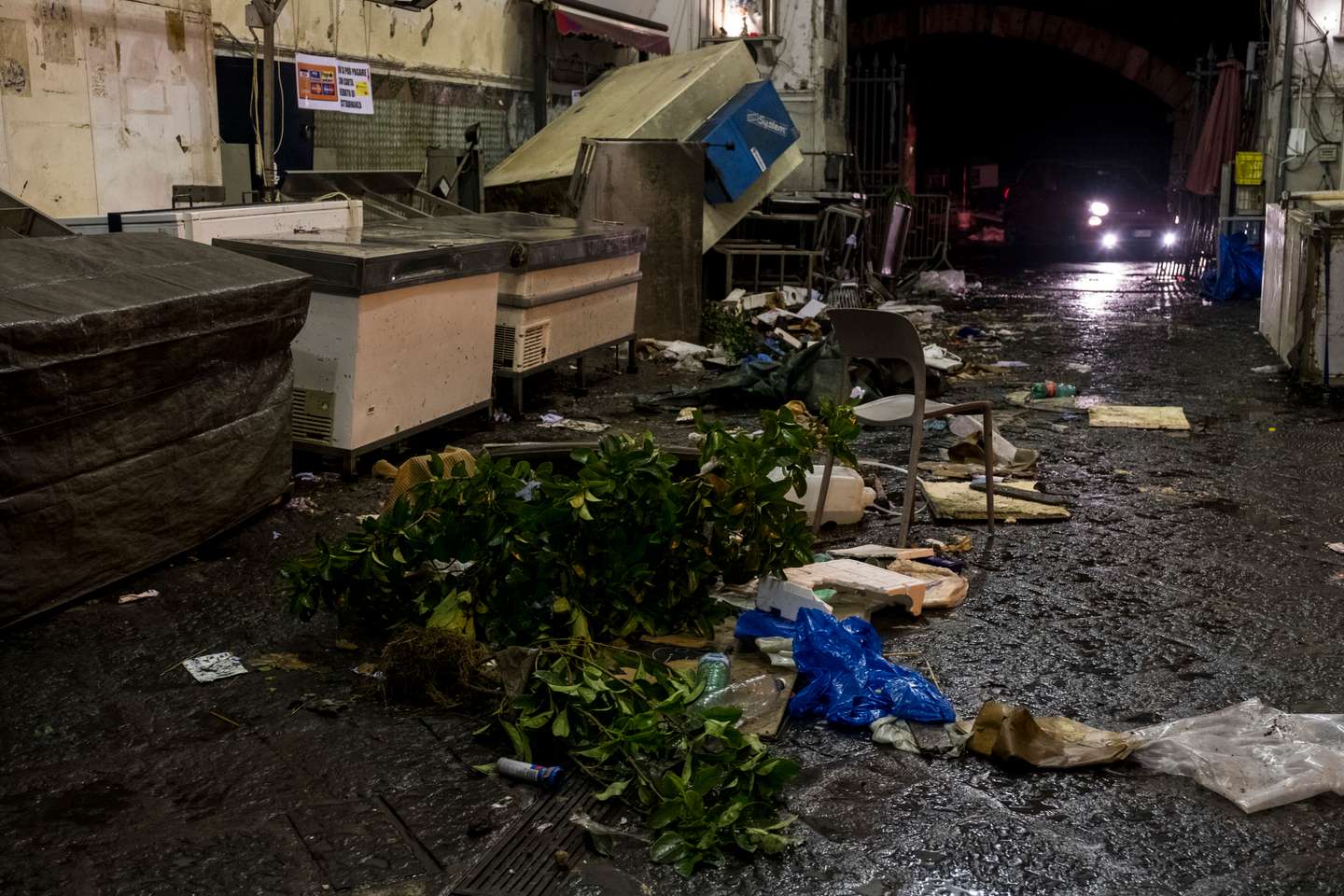 Inundações causadas por tempestade rara em Catania, Itália
